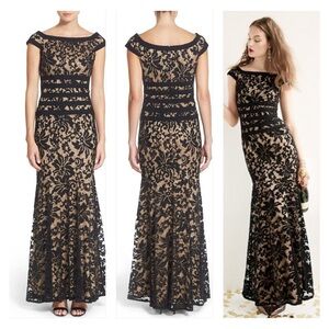 Tadashi Shoji Black Textured Lace Mermaid Gown size 14